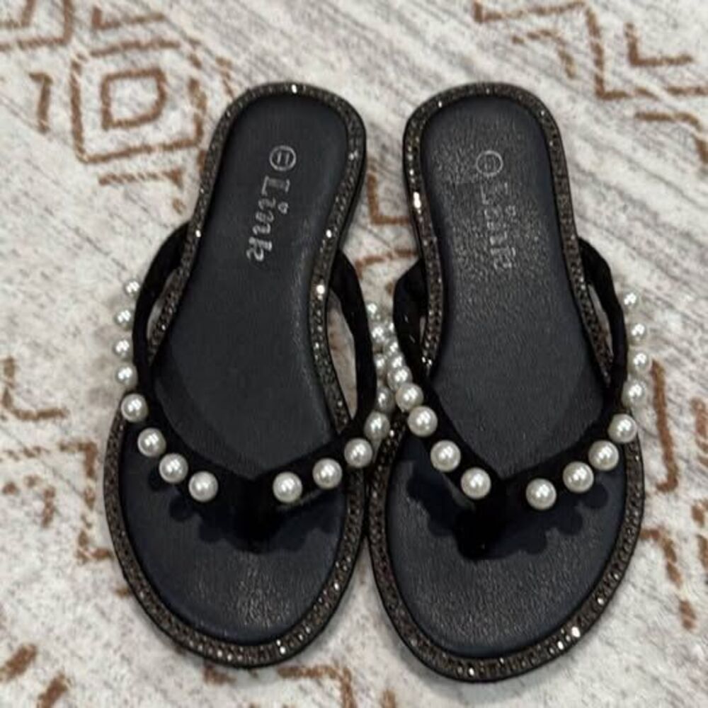 Link Pearl Embellished Flip Flop Sandals